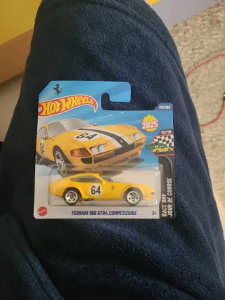 Hot Wheels Ferrari 365 GTB4 Competizione