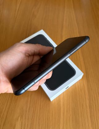 iPhone 11 64GB Negro