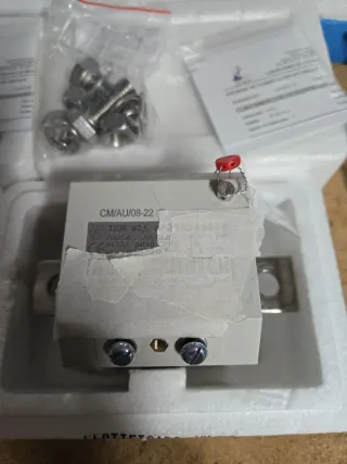 Transformadores 200/5A  medida indirecta