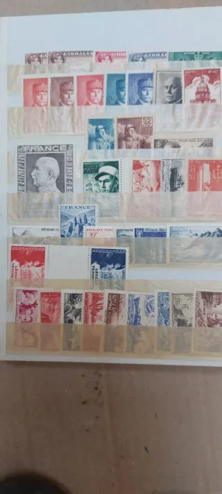 Lote Sellos Antiguos +4000/5000