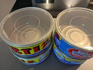 Latas vacías Ortiz para almacenaje