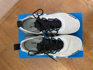 Adidas NMD V3 Azul y Blanco