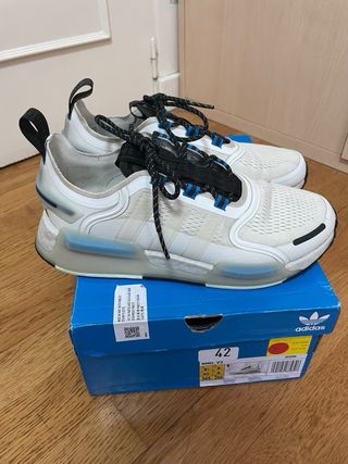 Adidas NMD V3 Azul y Blanco