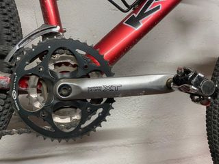 Bicicleta de Montaña Kona Roja