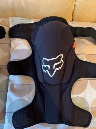 Rodilleras Fox Launch D3O, talla S
