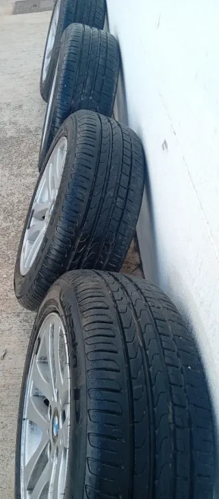 Neumáticos BMW Originales 16