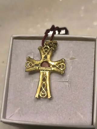 Crocetta in argento 925 e corallo