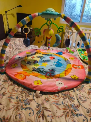 Alfombra musical para bebé con luces