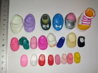 Set di scarpe assortite per bambole (senza coppia)