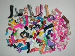 Set di scarpe assortite per bambole (senza coppia)