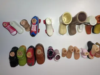 Set di scarpe assortite per bambole (senza coppia)
