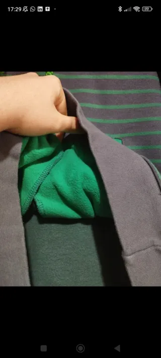 Sudadera Onddo ta punto verde y gris