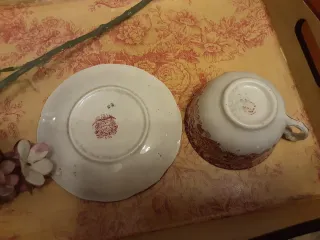Taza de té y plato Cartuja de Sevilla Antiguo