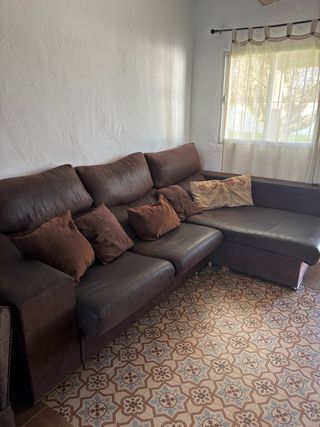 Sofá modular de piel marrón