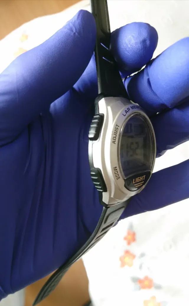 Reloj Casio W 734 Plata