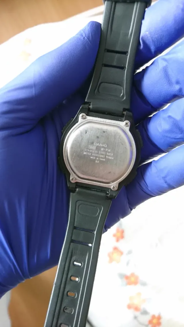 Reloj Casio W 734 Plata