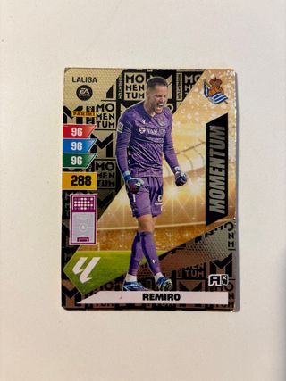 Cromo Adrenalyn Remiro Momentum 23/24