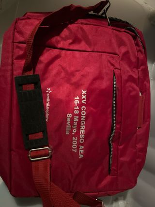 Maletín Smith+Nephew Rojo