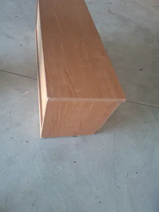 Mueble bajo salón madera