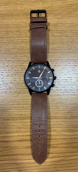 Reloj Bershka Negro y Marrón