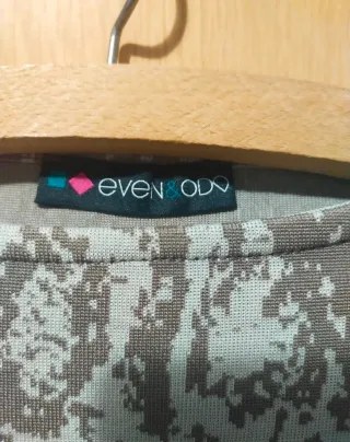 Vestido estampado serpiente