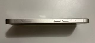 iPhone 13 128 gb con dos fundas