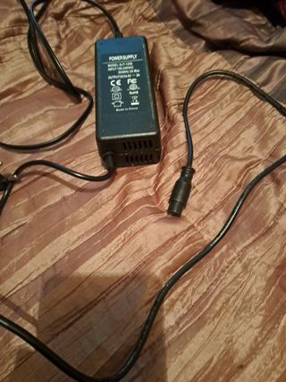 Cargador Patinete Eléctrico Esmay Hiro