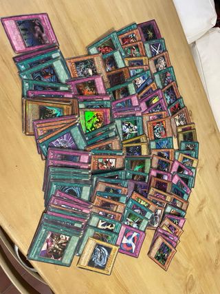 Mazzo carte Yu-Gi-Oh!