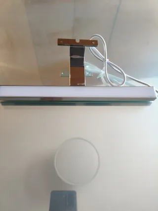 Espejo con aplique de cristal