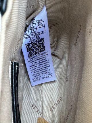 Bolso tipo bandolera Negro Guess