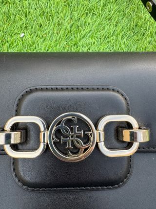 Bolso tipo bandolera Negro Guess