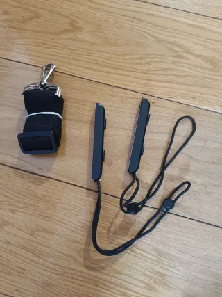 Funda Roja + Tarjeta Memoria + 2 volantes