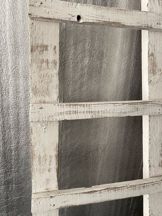 Escalera antigua de madera