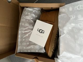 Botín UGG Mini Camel Talla 38