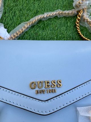 Bolso color turquesa