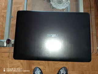 Portátil Asus SonicMaster Plata