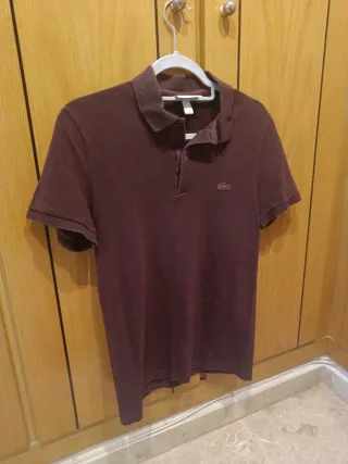 Polo Lacoste marrón burdeos talla S