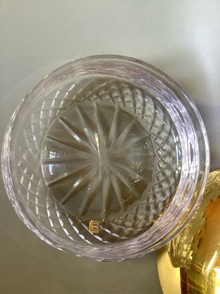 Ciotola in cristallo vintage con coperchio