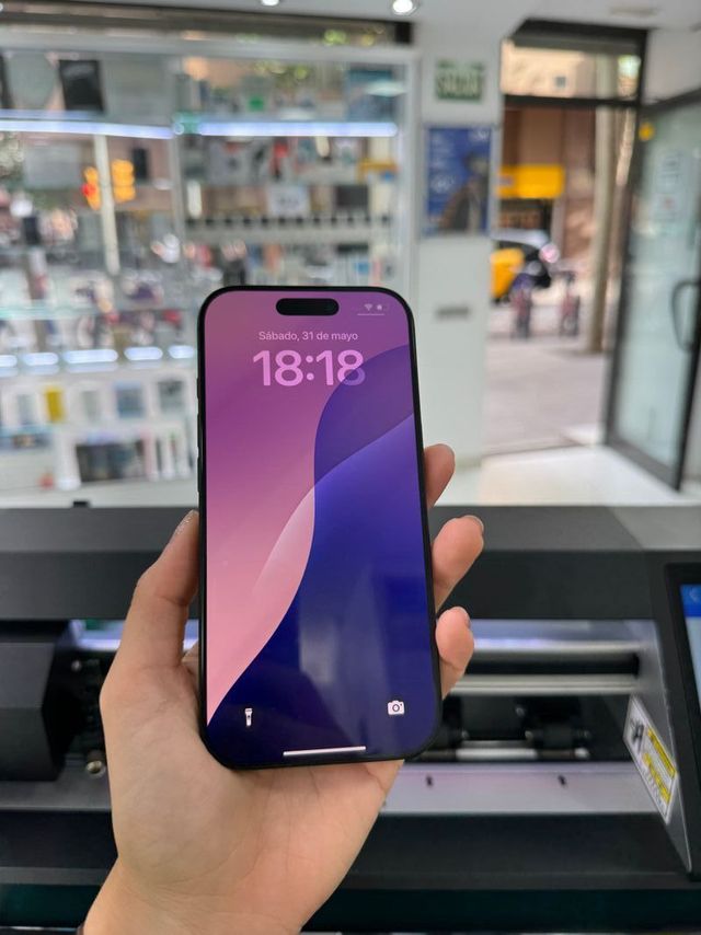 IPHONE 16 PRO MAX 256GB COMO NUEVO