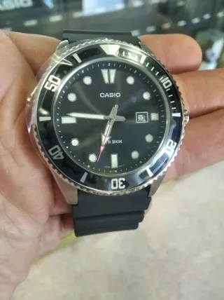 CASIO MDV-107-1A1 SUMERGIBLE A 200M / SUPER OFERTA