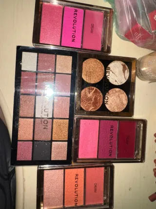 Palette Revolution oro e rosa