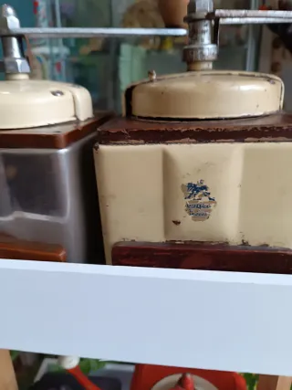 Antiguos Molinillos de Café Vintage