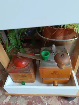 Antiguos Molinillos de Café Vintage