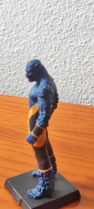 Figura Bestia Plomo Colección