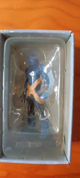 Figura Bestia Plomo Colección