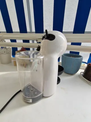 Cafetera Dolce Gusto Blanca