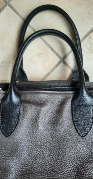 Borsa in pelle The Genuine Leather Made in Italy.