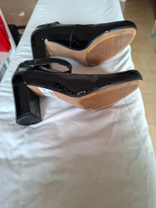 Salón charol Clarks Talla 38.5