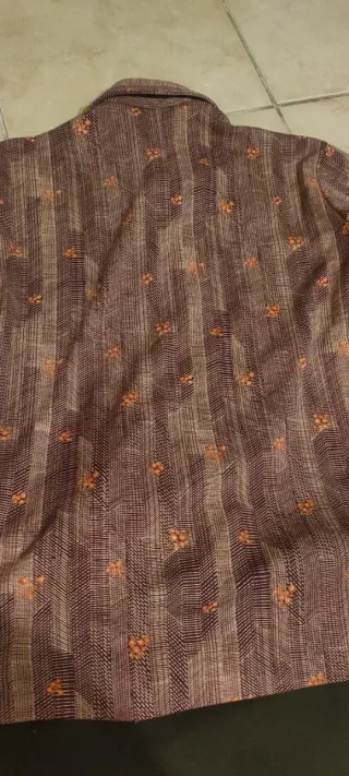 Pantaloni e camicia donna