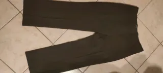 Pantaloni e camicia donna